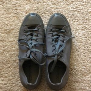 Men’s Gray All Star Converse!